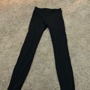 Black Lululemon leggings